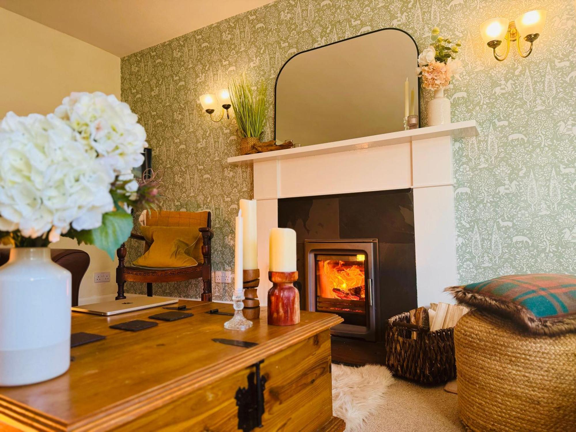 Rosemount Cottage Two - Highland Cottage Garve Ngoại thất bức ảnh