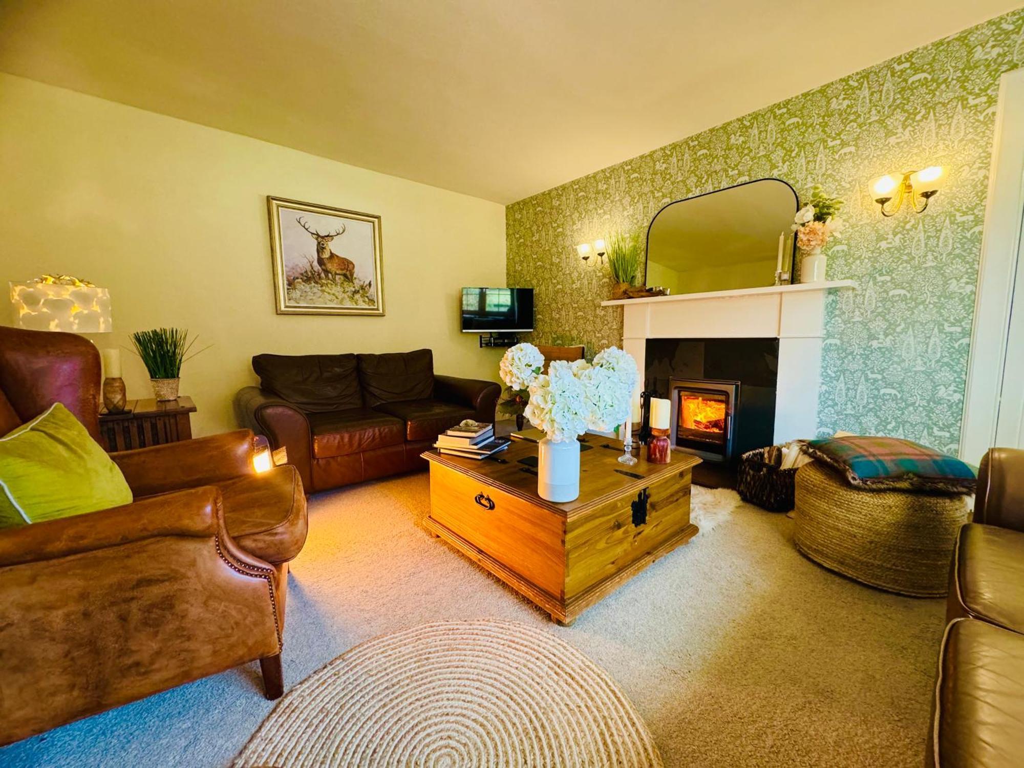 Rosemount Cottage Two - Highland Cottage Garve Ngoại thất bức ảnh